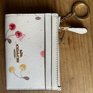 NWOT COACH KEYCHAIN WALLET